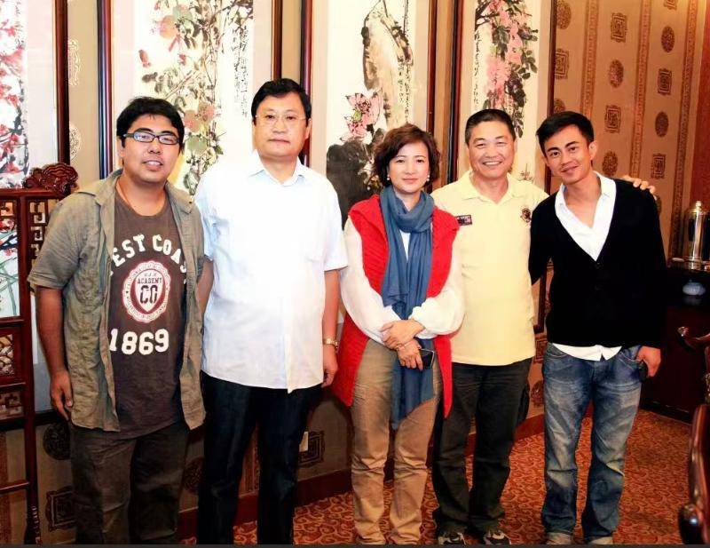 61岁演员何晴去世,好友曝原因细节,是许亚军前妻,六小龄童悼念