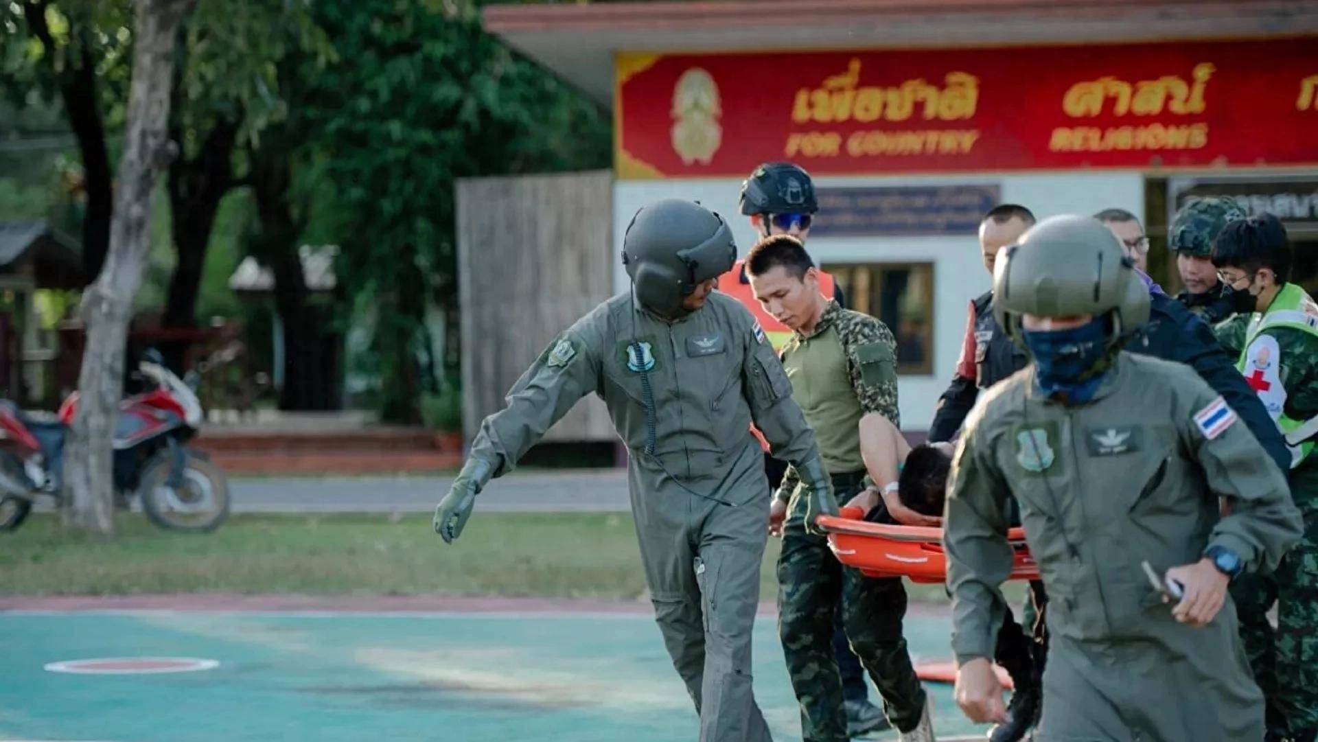 泰柬火力全开,中企驻地遭袭,泰国政坛“地震”,阿努廷放手一搏