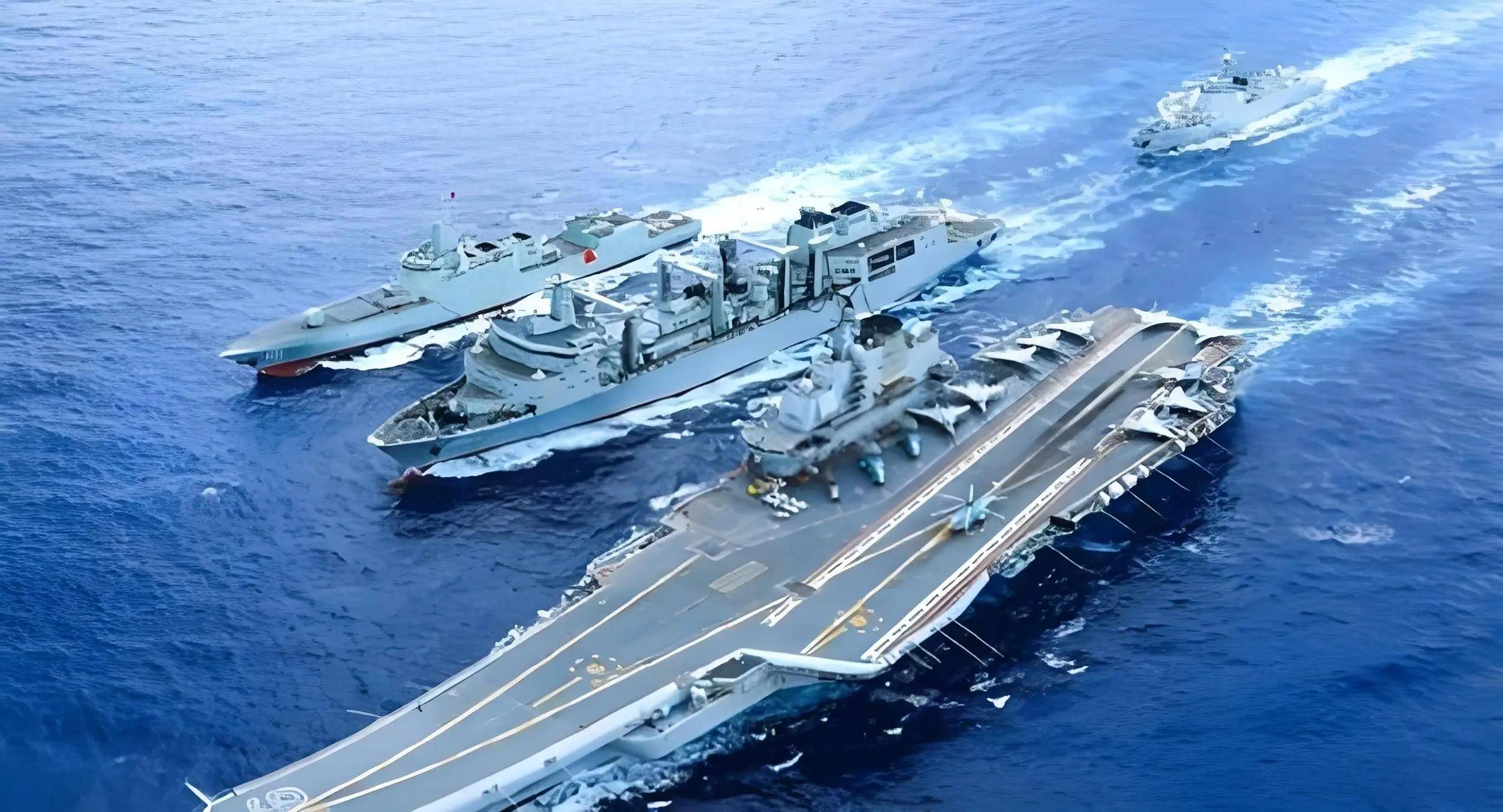 加贺号航母紧急出现,中日航母快速接近,日方会不会继续派F-35?