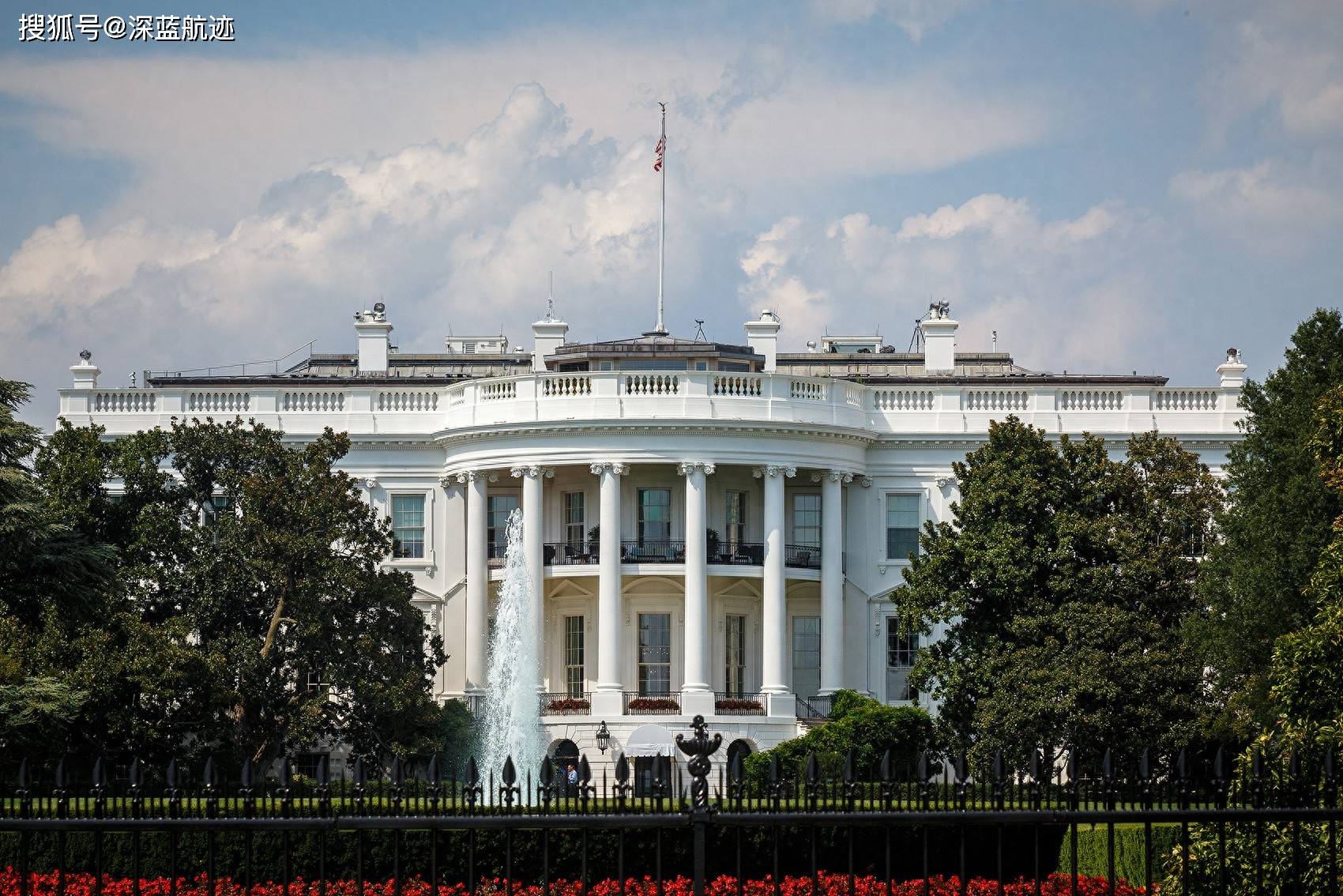 白宫终于醒悟,最大的敌人不是中俄,而是来自美国国内