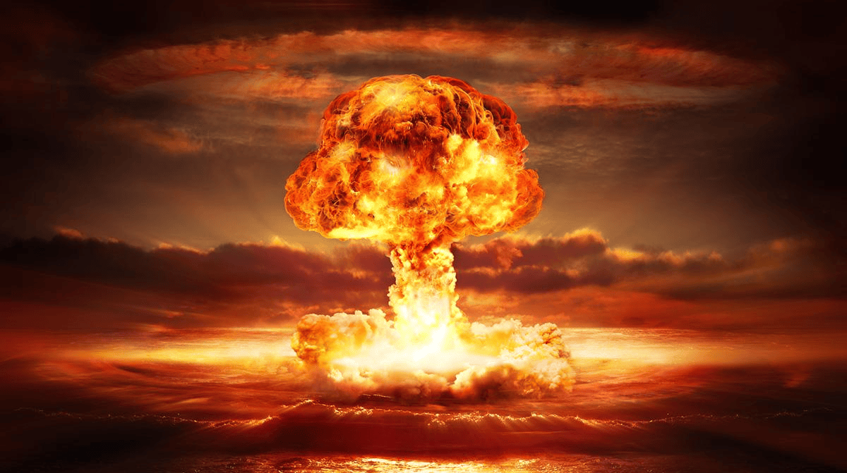 日本彻底摊牌?高市官邸传出风声:中俄朝都有核武器,日本也得有