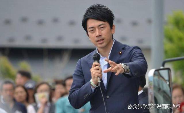 一副破旧手套，4个中文大字，日本想给自己洗白，中国不吃这一套