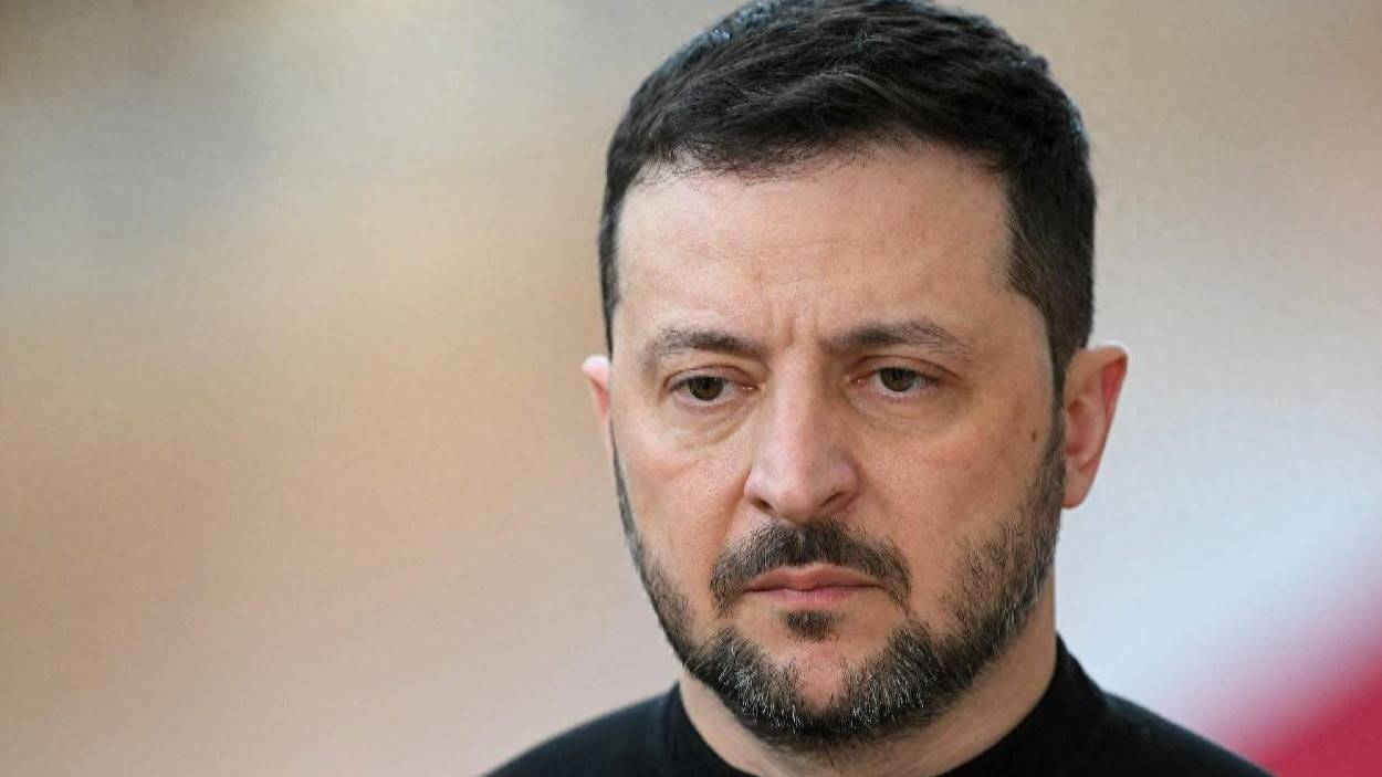 泽连斯基终于点头，称乌克兰军队可以撤军顿巴斯，符合美俄诉求！普京向欧洲抛出橄榄枝