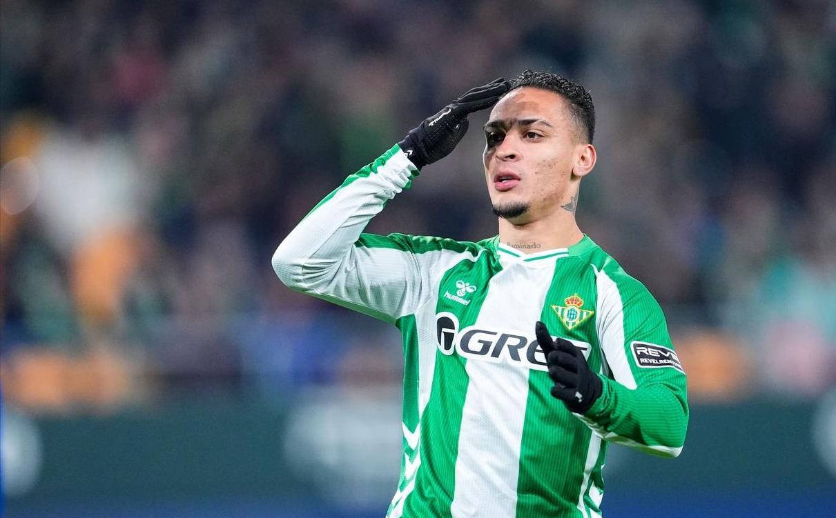 西甲最新积分榜揭秘：巴萨稳居榜首马竞持续逼近前三贝蒂斯强势锁定第西班牙足球甲级联赛六