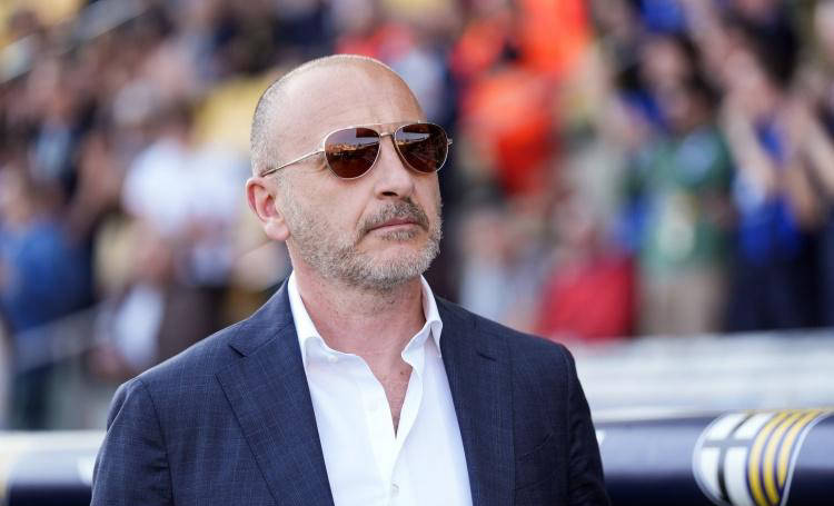 米兰体育- 米兰体育官方网站 世界杯官方指定投注平台国米烦恼不断：主帅出走总监也被挖角恰尔汗奥卢可能回归老乡联赛