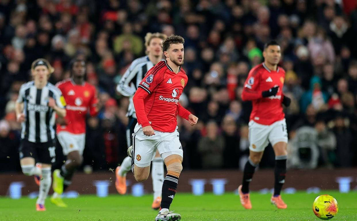 英超联赛免费高清直播+实时赛程+积分预测（2025赛季全覆盖）英超最新积分战报：曼联小胜终结连败力追利物浦切尔西挺进前五