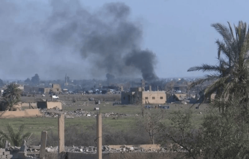 美军突然发起斩首，多枚巡航导弹发射，巴西等多国发出美方出手警告