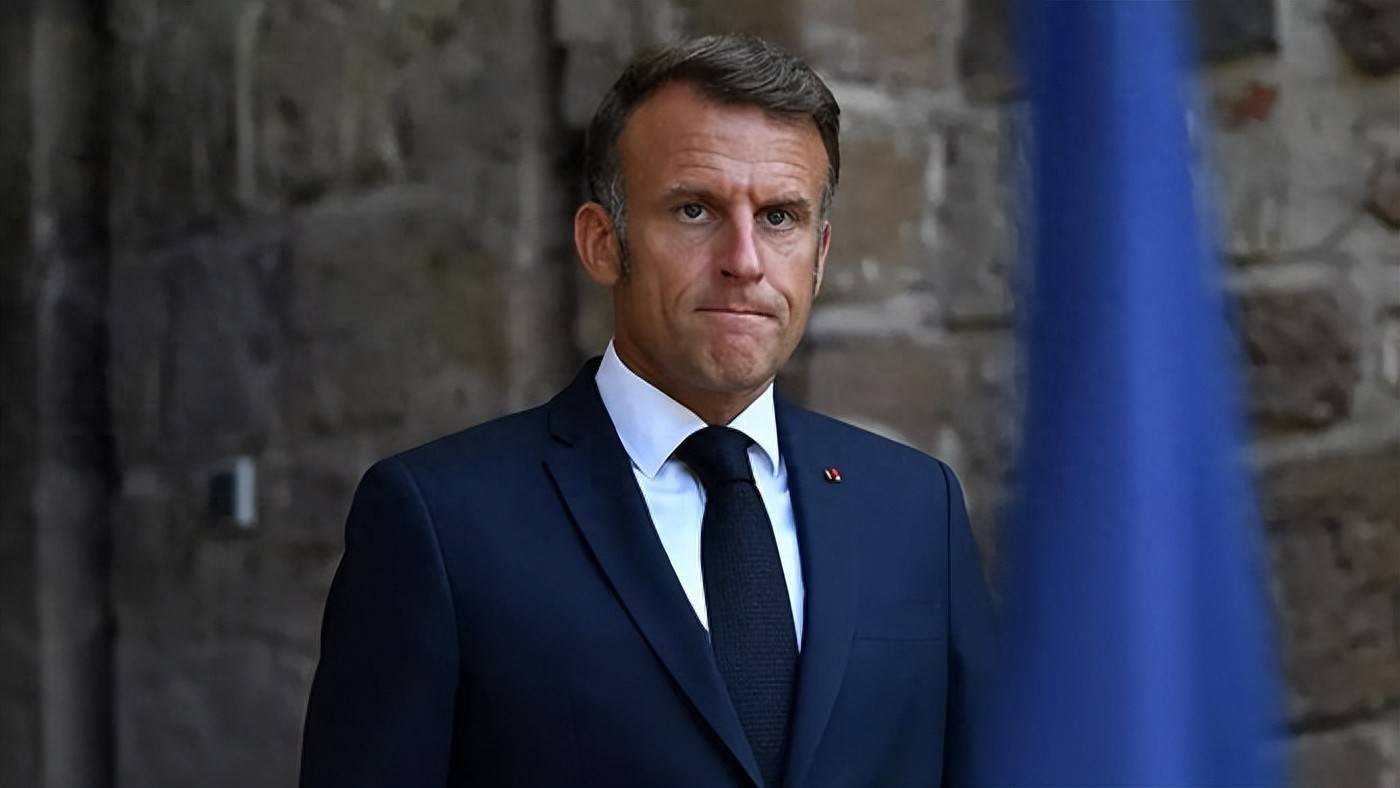 法国造新航母，耗资百亿对标福建舰，但有一问题，电弹找谁买？