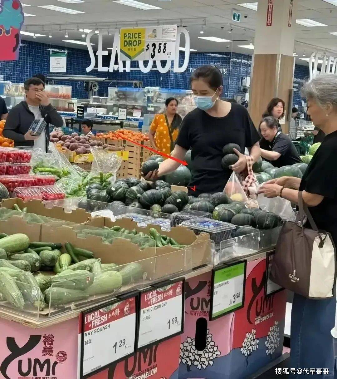 59岁王祖贤近况曝光!在加拿大别墅区开艾灸馆,一个人孤苦伶仃生活