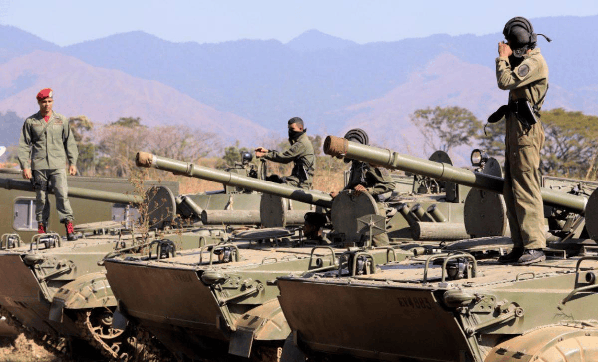 马杜罗刚被掳走,乌克兰人就等不及了,想把委军的俄制军火搞到手