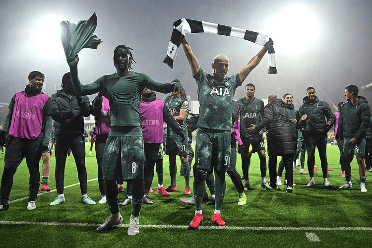 “英超与欧战双线开云考验球队轮换与节奏选择