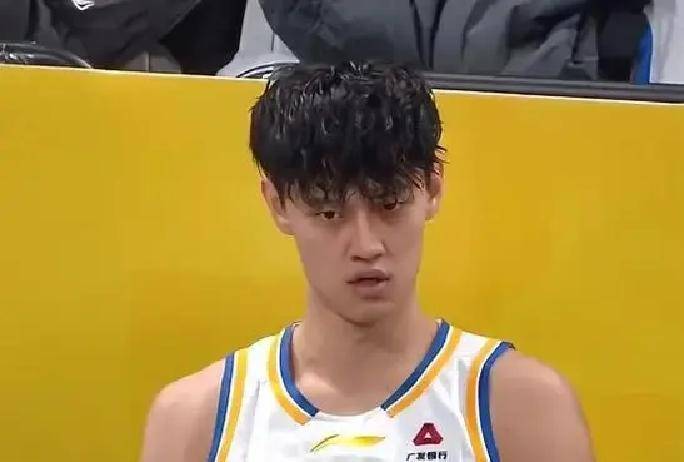 CBA盘口与数据深度__今日CBA盘口分析·大小分策略·球队档案多场爆冷！一夜排名大变广州胜新疆新“四强”诞生