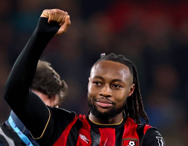 原创             冬窗首签！6500万英镑新援抵达曼城，塞梅尼奥能给瓜帅带来什么？