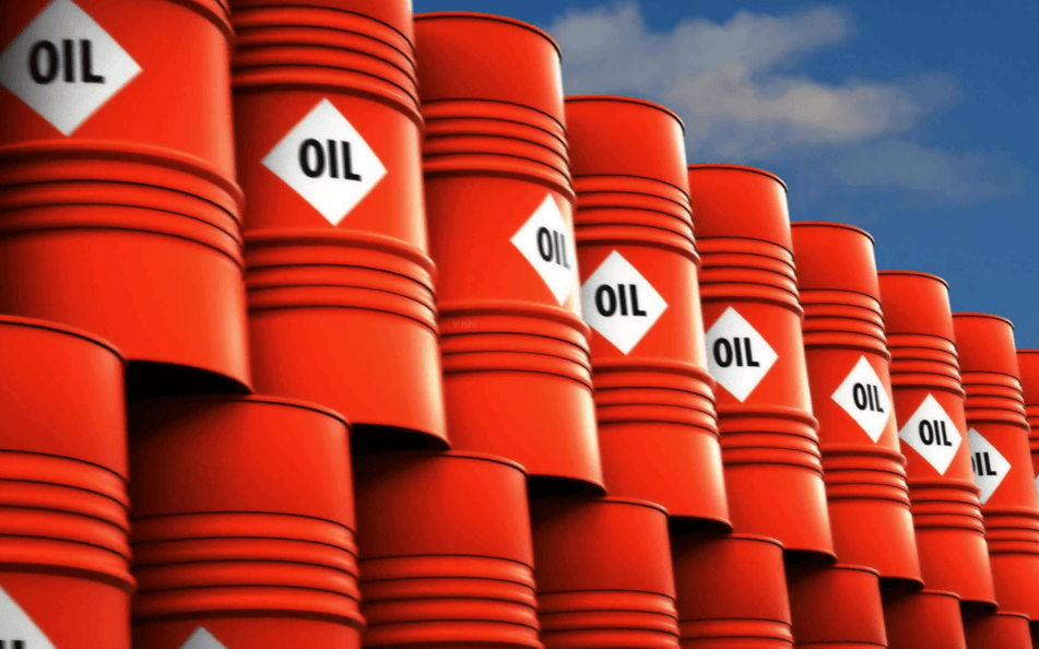 狂追俄罗斯油轮18天，特朗普疯狂全球抢油，对中国有何影响？