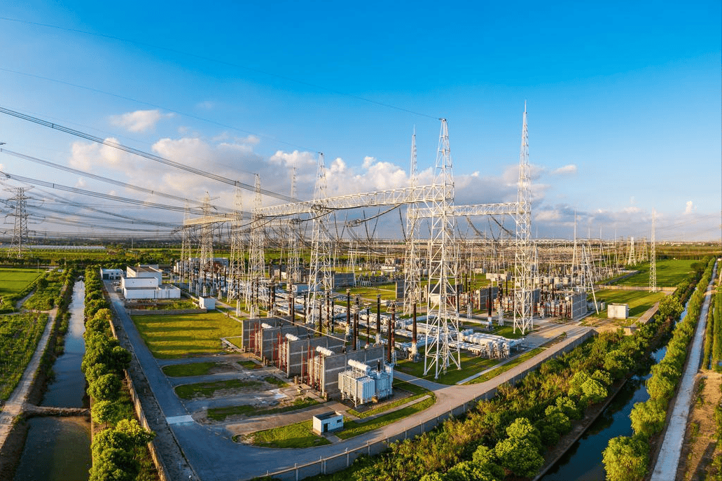 从芯片制裁到变压器被抢购，大反转来了，为何中国一器难求？