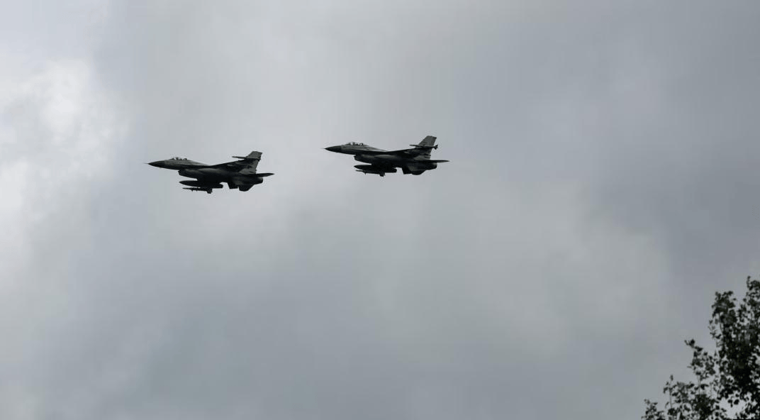 俄军旅长亲自督战，2枚导弹击落“明星”战机，俄警告后，欧洲谁还敢动手？