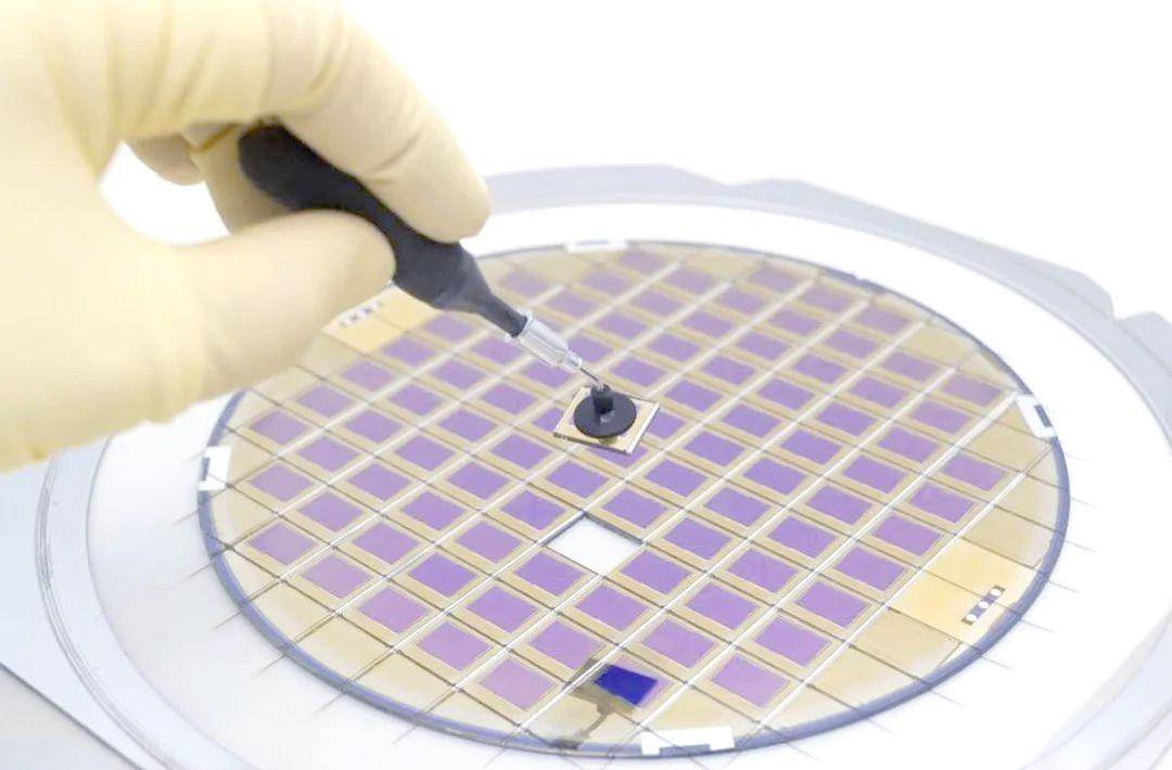 禁令执行第四天，中国电路板厂商不再向日本发货，日本厂商天塌了