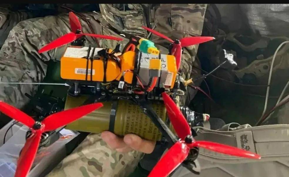 俄罗斯机器人用机枪和榴弹打死12名乌军？实际效果吹太大了