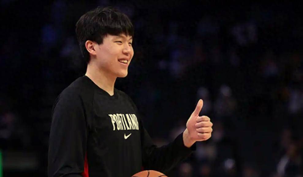 被NBA职业联赛中文官网__实时赛程比分+球队资讯杨瀚森一己之力打贬值G联赛到底是菜鸡互啄还是破产版NBA