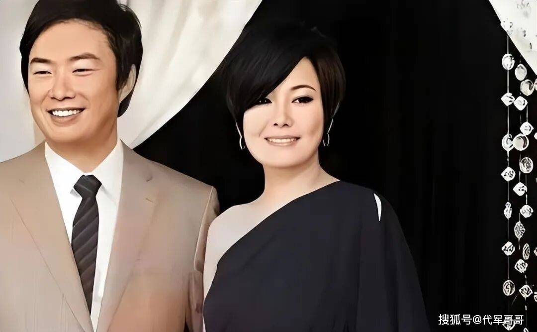 70岁费玉清近况曝光！与56岁知己相依为伴，无儿无女一生痴等一人