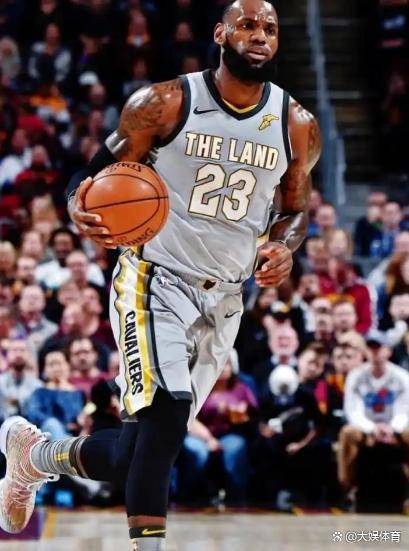 BetVictor Sports(伟德体育)国际官网为何詹姆斯41岁还不选择退役？是赚钱不够？不是荣誉不够
