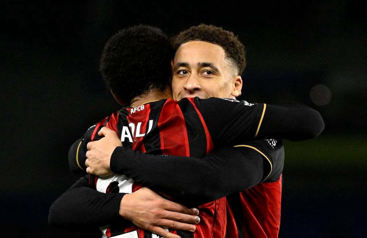 “英超联赛免费高清直播+实时赛程+积分预测