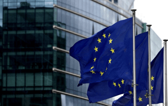 欧洲遭奇耻大辱!泽连斯基语出惊人,特朗普在空军一号上喊话中国