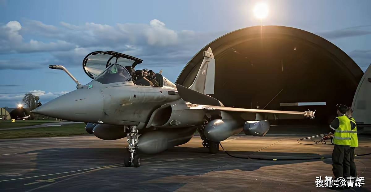 印巴空战明明是歼10大胜，为什么阵风和枭龙反而大卖了？