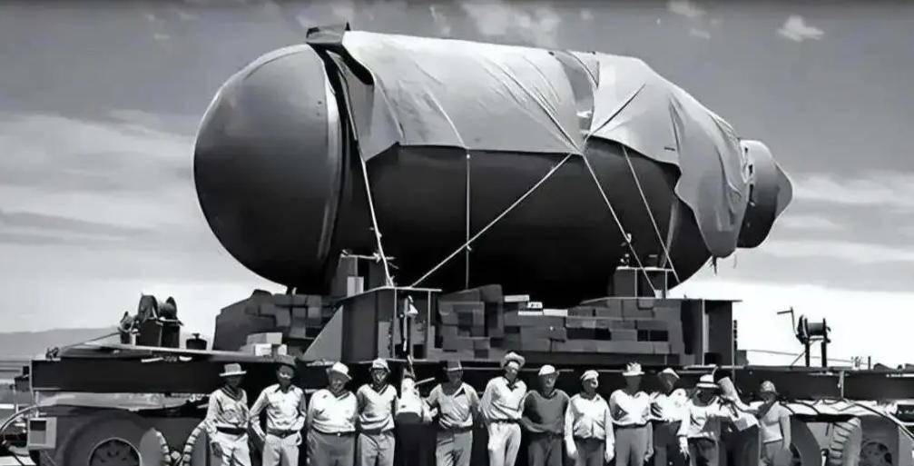 朝鲜战争时，为何美国宁可失败，也不用原子弹？美国人真不敢用