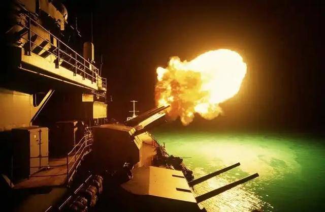 美军不宣而战，特朗普下令撤侨！又打起来了，俄英法德开始选边站