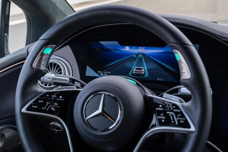 XKTY.COM星空体育-国产性能轿跑崛起 动力不输合资车型