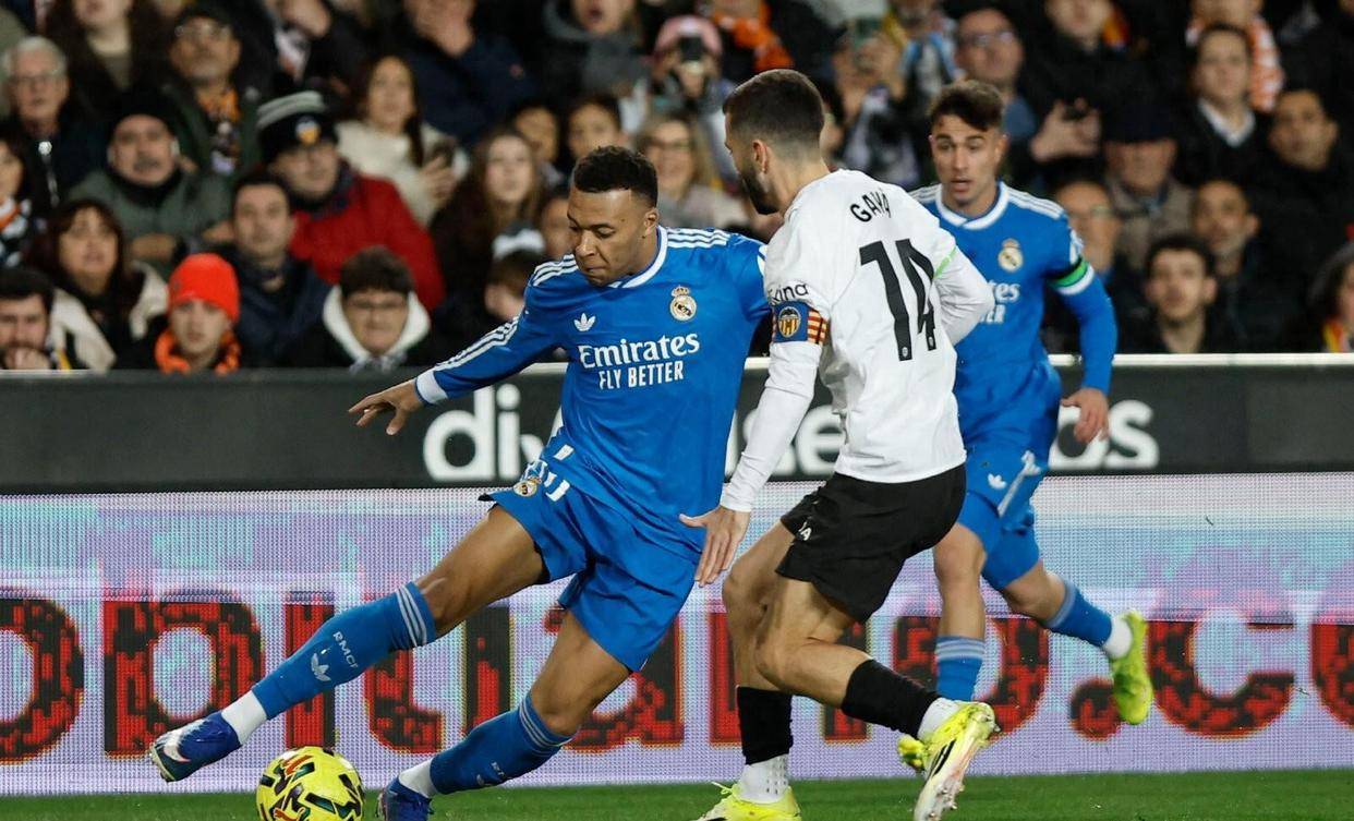 西甲积分榜更新！皇马2-0苦战取3分马竞主场翻车欧冠西班牙足球甲级联赛区告急