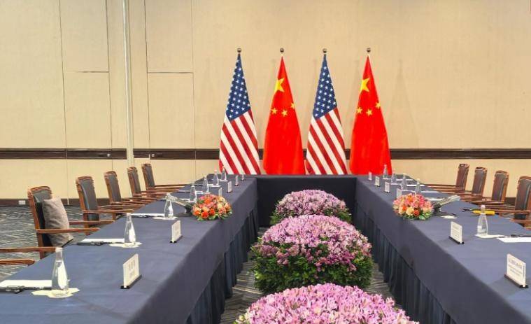 特朗普对华下黑手！160%关税砸向中国？美国这次制裁，损失惨重！