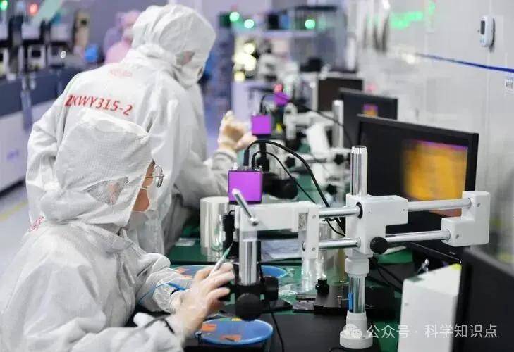 原创             日本半导体专家：没有完整材料体系支撑，中国先进芯片难以稳定运行