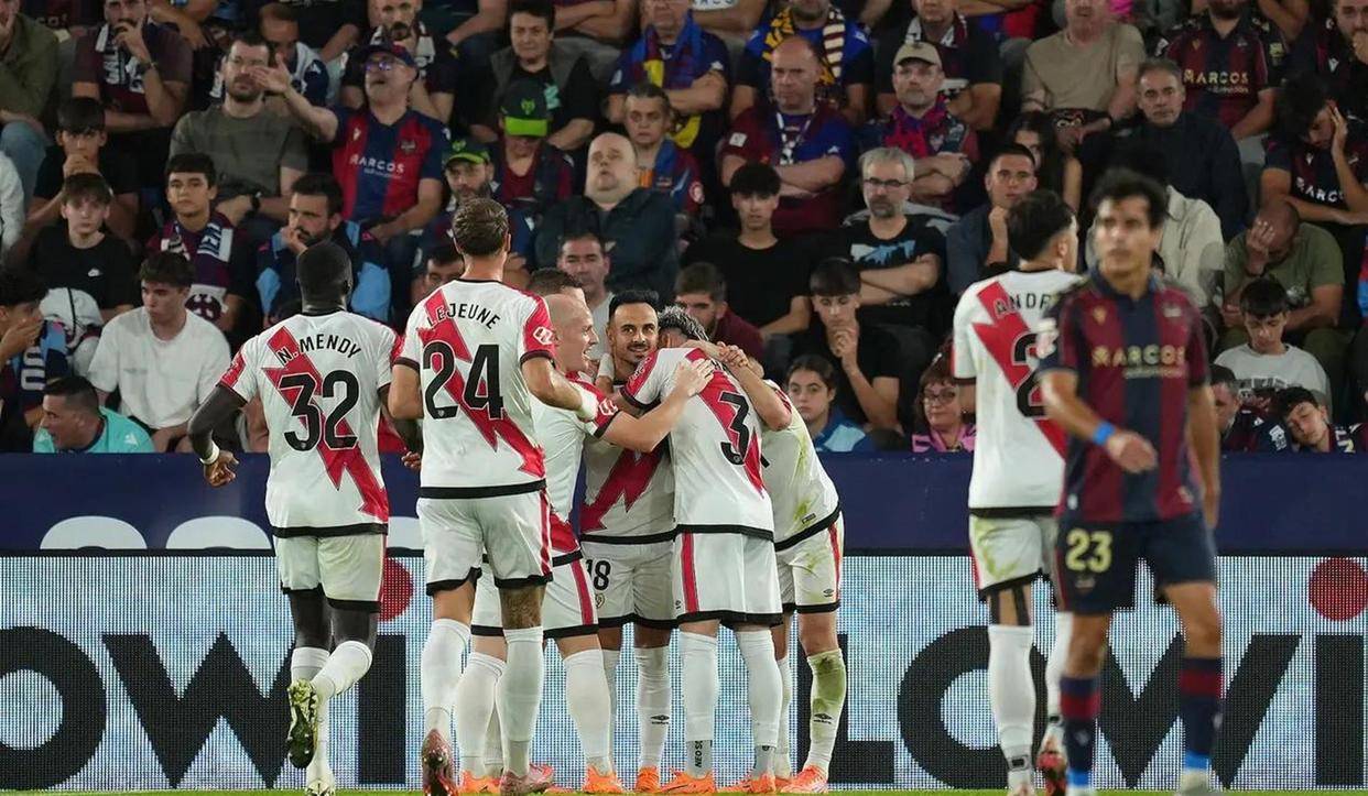 西班牙足球甲级联赛刚刚！马竞0-3爆冷西