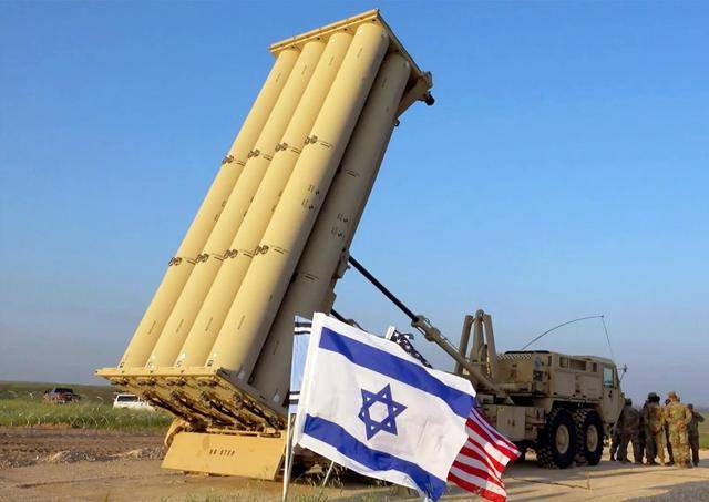 实锤了!伊朗拿出卫星图,证实美军反导被轰炸,战术导弹都拦不住了