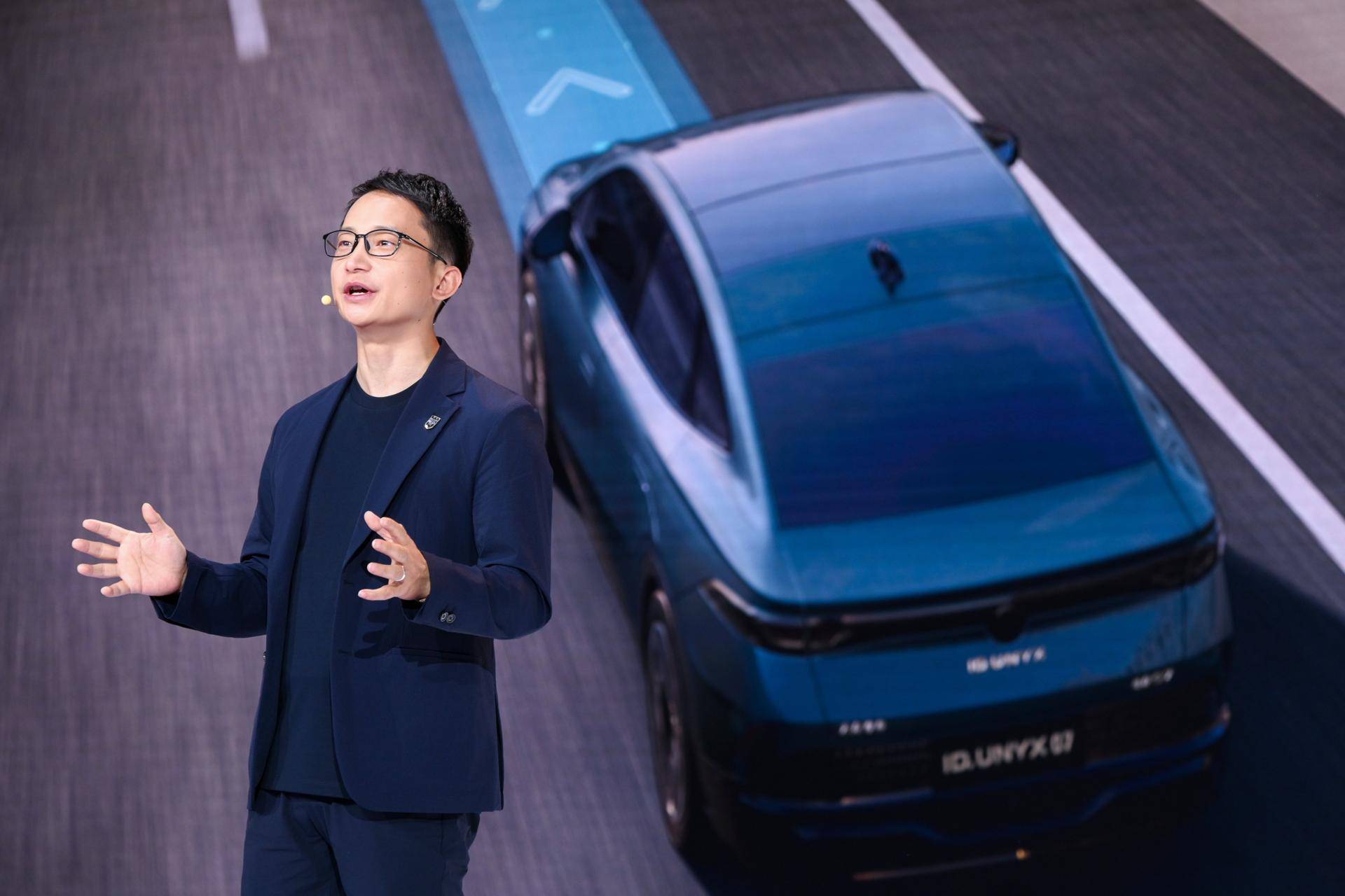 2. 大众汽车（安徽）数字化销售服务有限公司COO刘展术.jpg