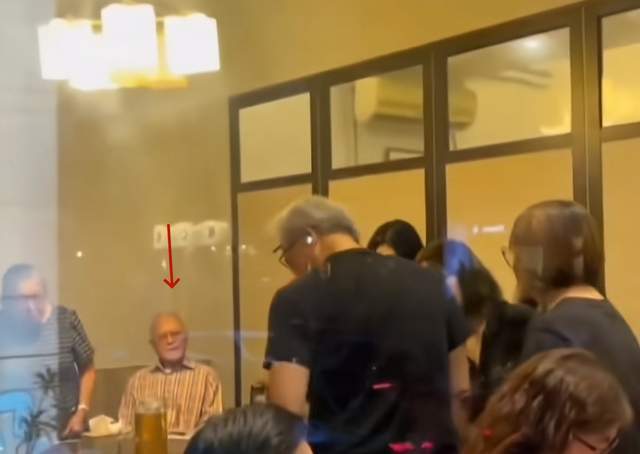 黄仁勋与家人台湾省聚餐！爸爸与哥哥都秃顶，因祖籍问题网友破防