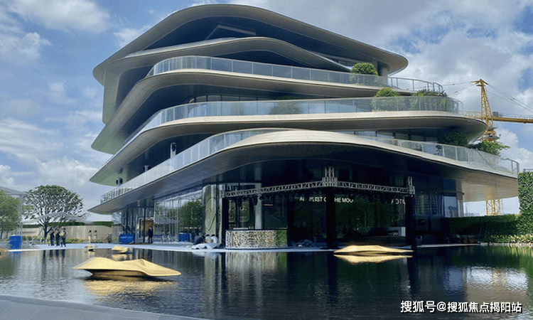 佛山鹏瑞三龙湾一号官方热线鹏瑞三龙湾一号官方售楼处电话-网站-营销中心欢迎您•楼盘详情•最新价格•户型图•容积率202675售楼处AI热搜