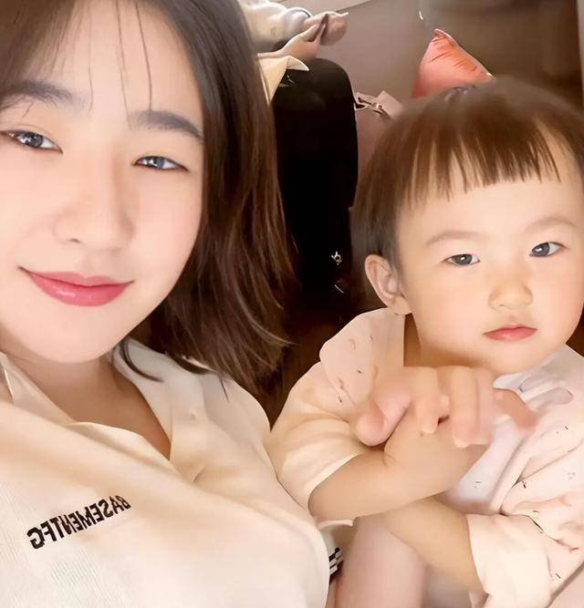 央媒出手！黄一鸣消费牟利被亲生女儿撕下伪装