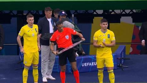 2-1！欧洲杯另类死亡之组，乌克兰80分钟绝杀，英超名将将功补过