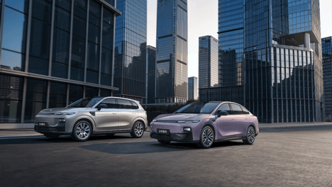 四张王牌全面越级 零跑全新B01/B10开启10万级800V时代