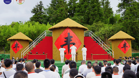 一粒红缨子的重量：带动农户逾850万人次，增收超100亿元