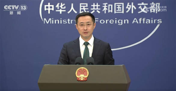 女孩漂流遭男子高压水枪攻击致失明