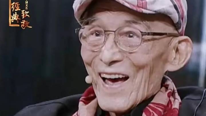 游本昌传奇人生,半世济公形象,90岁再封神,你喜欢他吗?