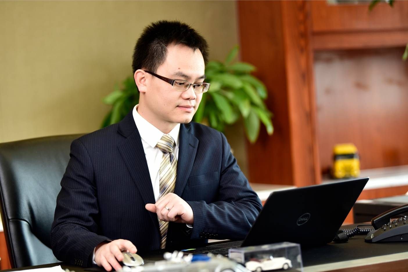 黎锋同志现任桂林福达股份有限公司副总经理,主要负责公司国际国内市场