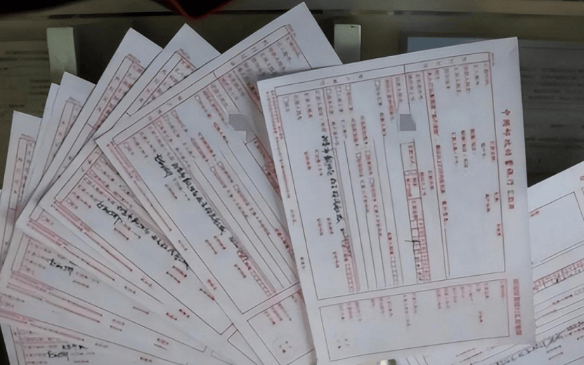 回顾浙江大爷流水异常，警方前往调查，没想到牵扯出一桩诈骗大案