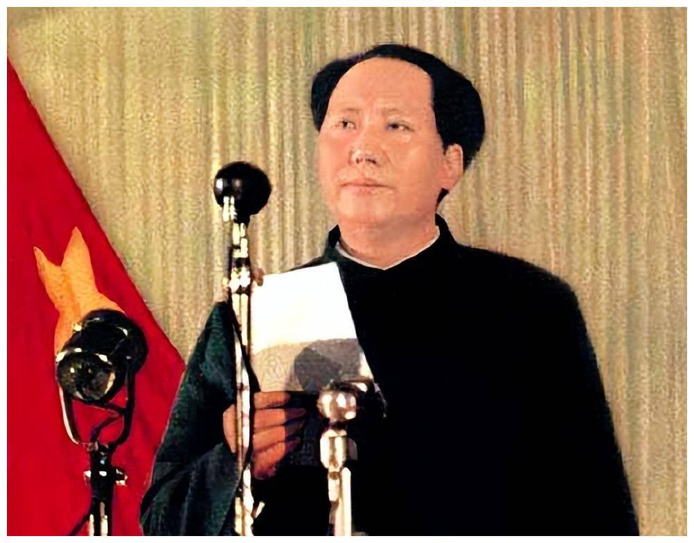 中国几千年的建军目标，历代统帅都在努力，只有毛主席做到了