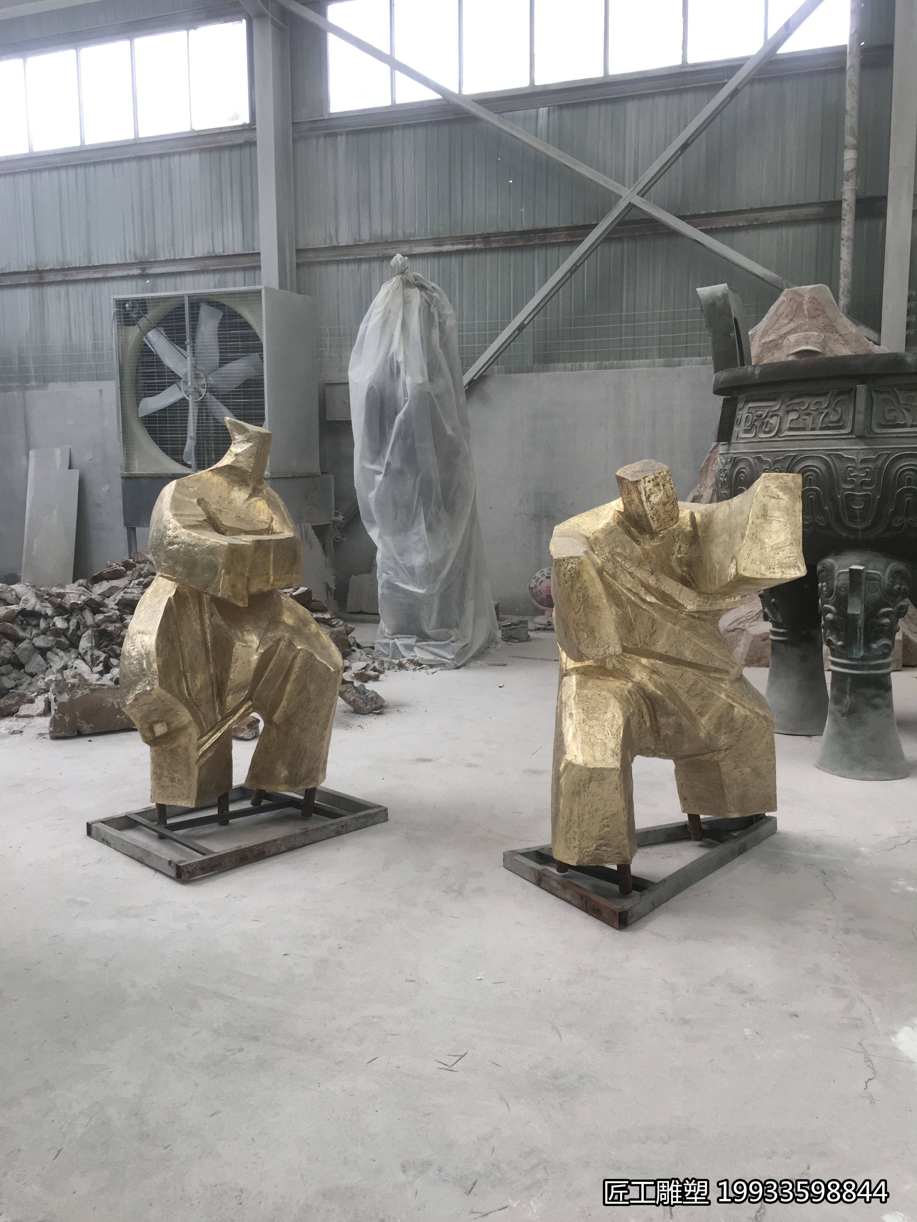 玻璃钢仿铜人物打太极雕塑 抽象艺术立体落地摆件