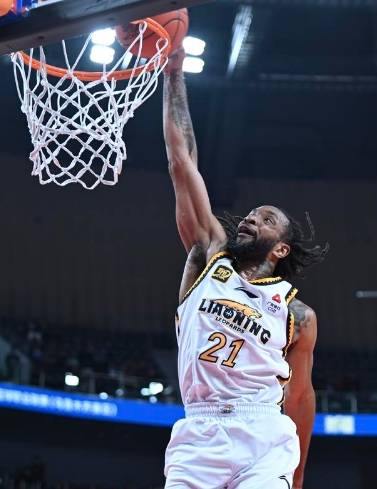 CBA官方:辽宁外援威尔斯拍坏官方制作物 罚款2万 CBA官方:辽宁外援威尔斯拍坏官方制作物 罚款2万